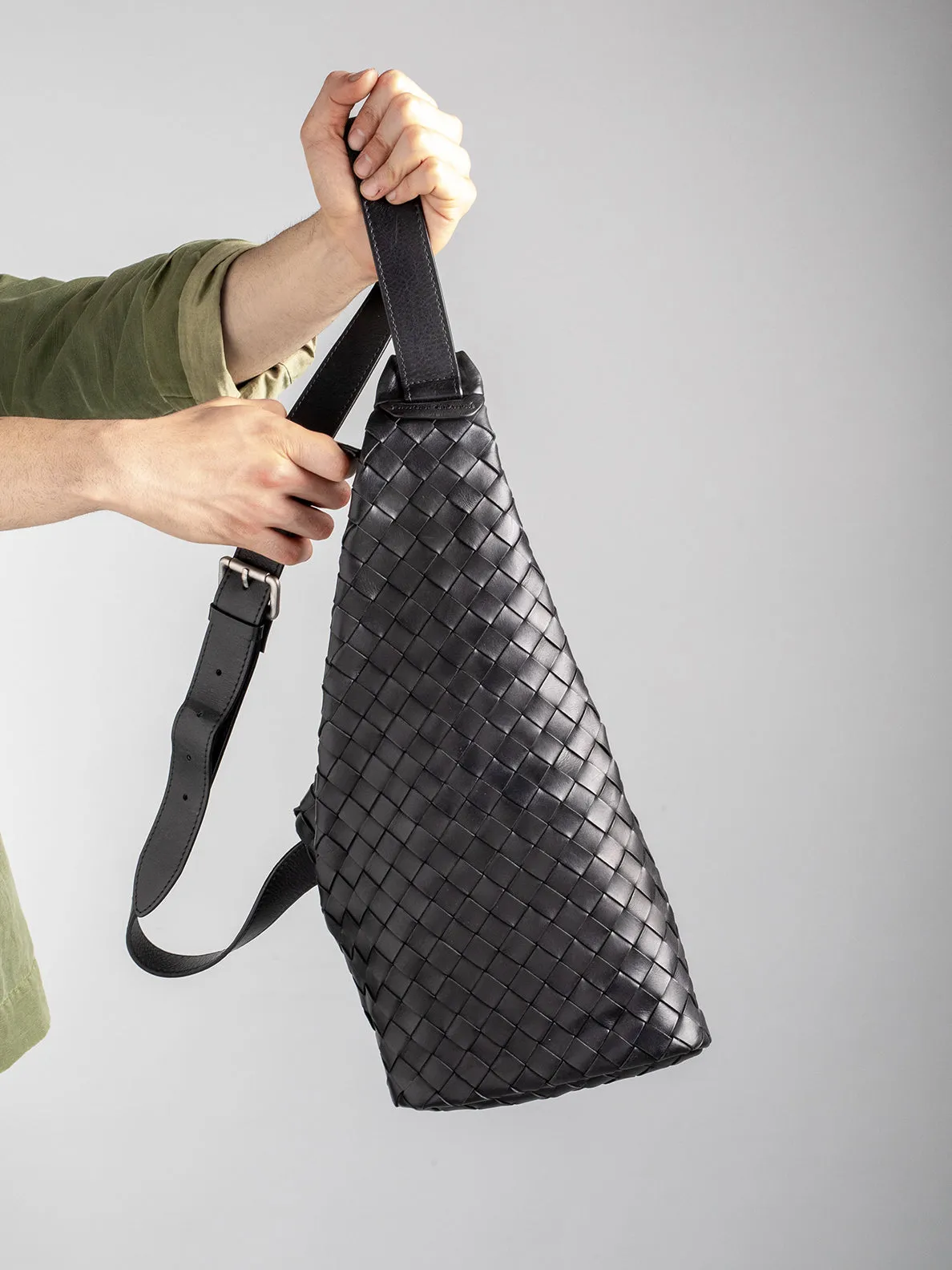 ARMOR 05 - Black Woven Leather Backpack