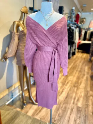 Belted V Cut Knitted Slit Dress