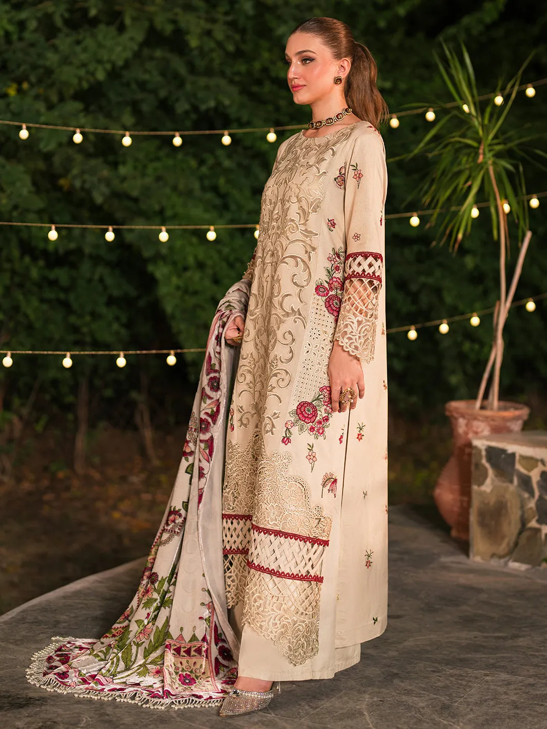 Mahnur Nazakat Luxury Kotrai Winter – KIVA