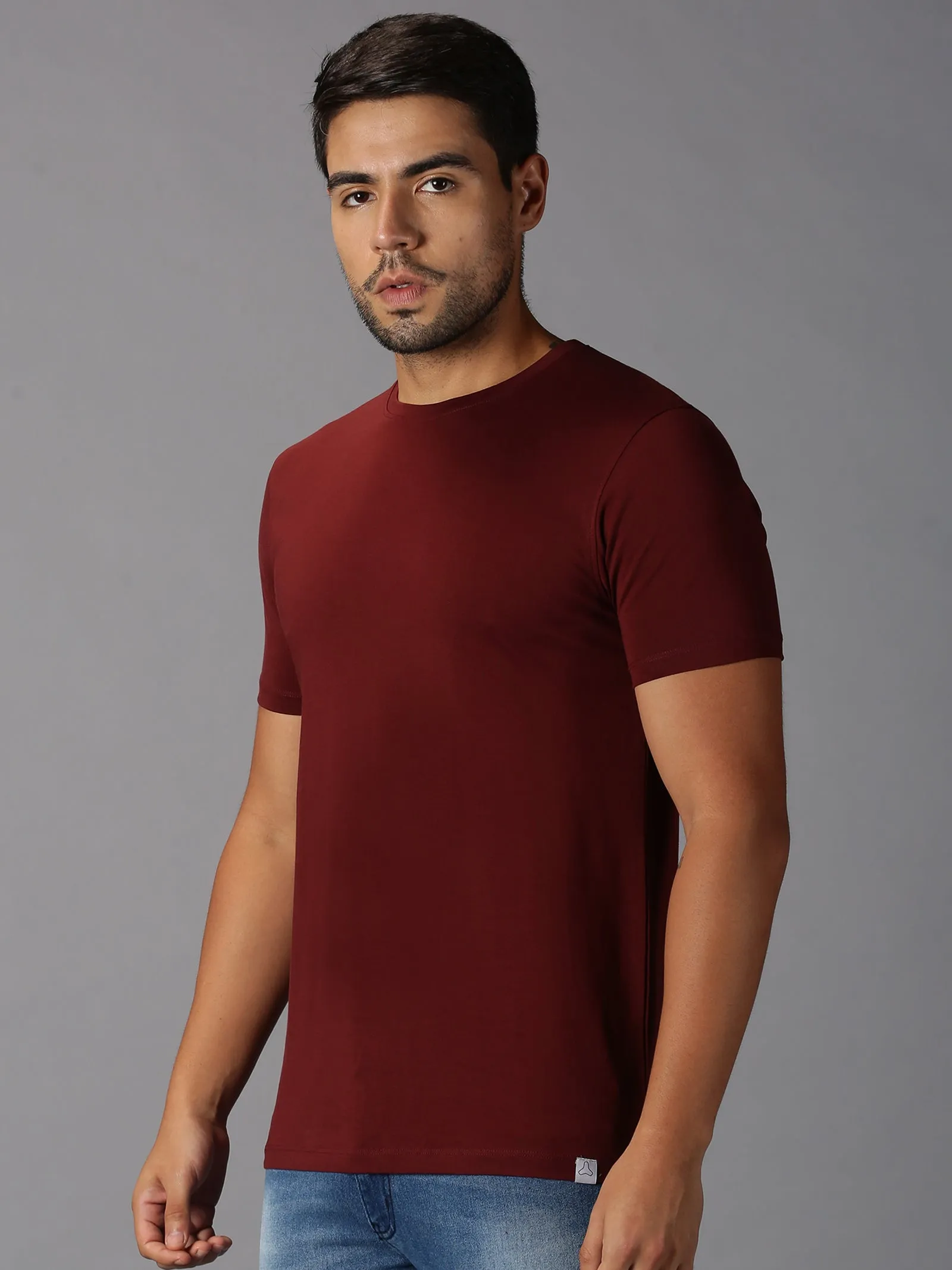 MEN'S SUPIMA COTTON BURGANDY SOLID SLIM FIT T.SHIRT