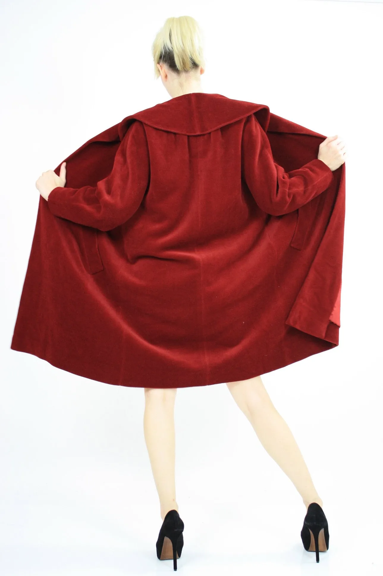 Vintage 50s Red wool swing coat Forstmann Fleur de Lis