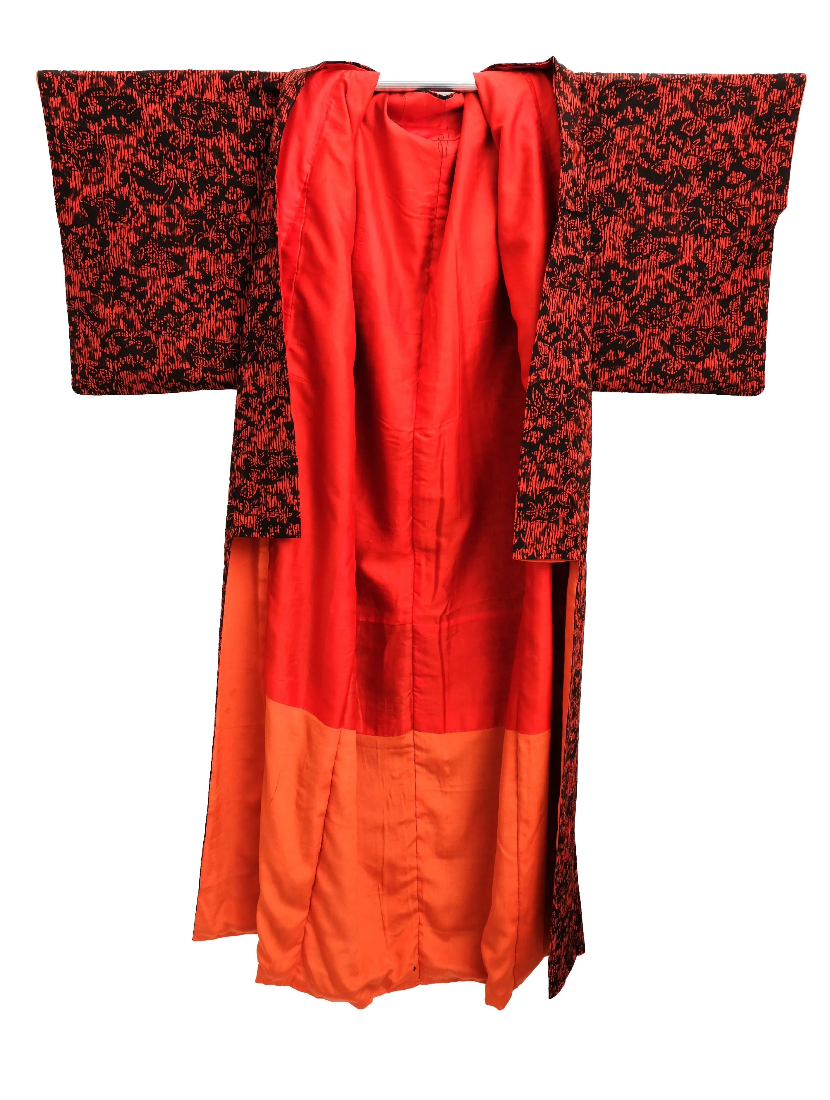 Vintage Kimono in Red and Black Floral Silk
