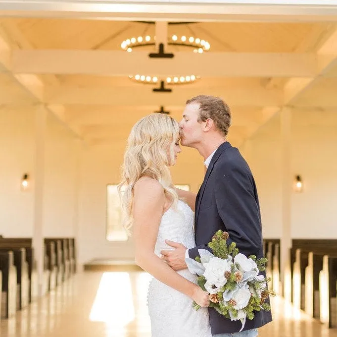 White Bridal Bouquet for Winter Wedding