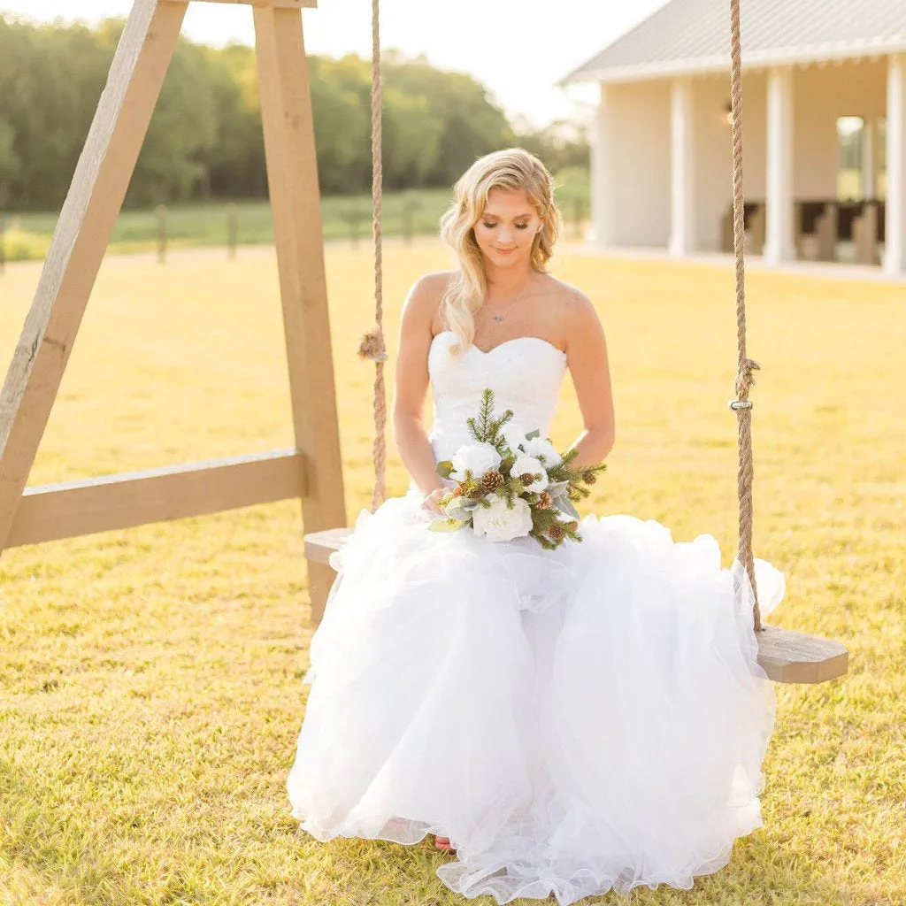 White Bridal Bouquet for Winter Wedding