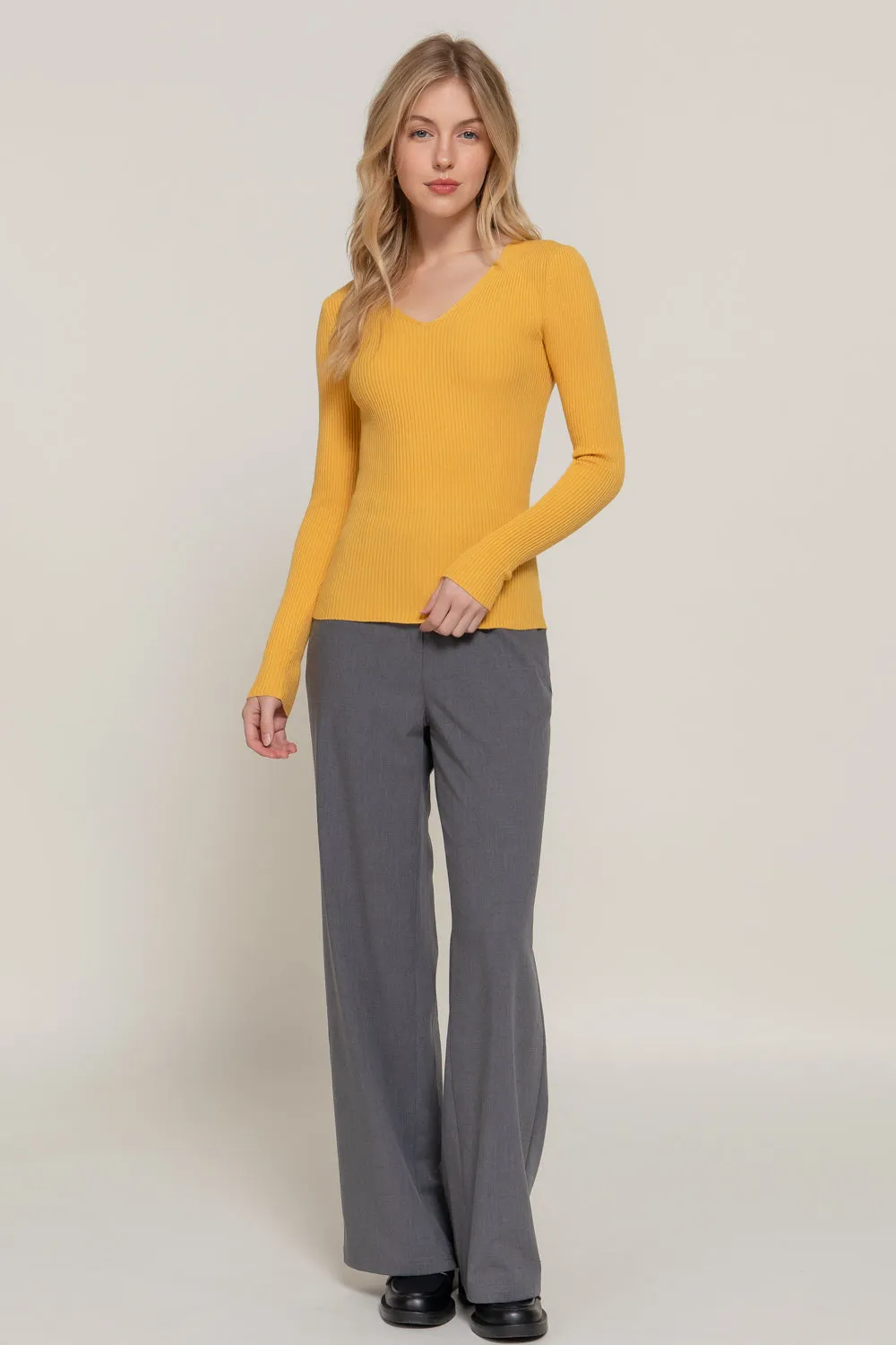 Women's Long Sleeve V-Neck Fitted Viscose Ribbed Sweater